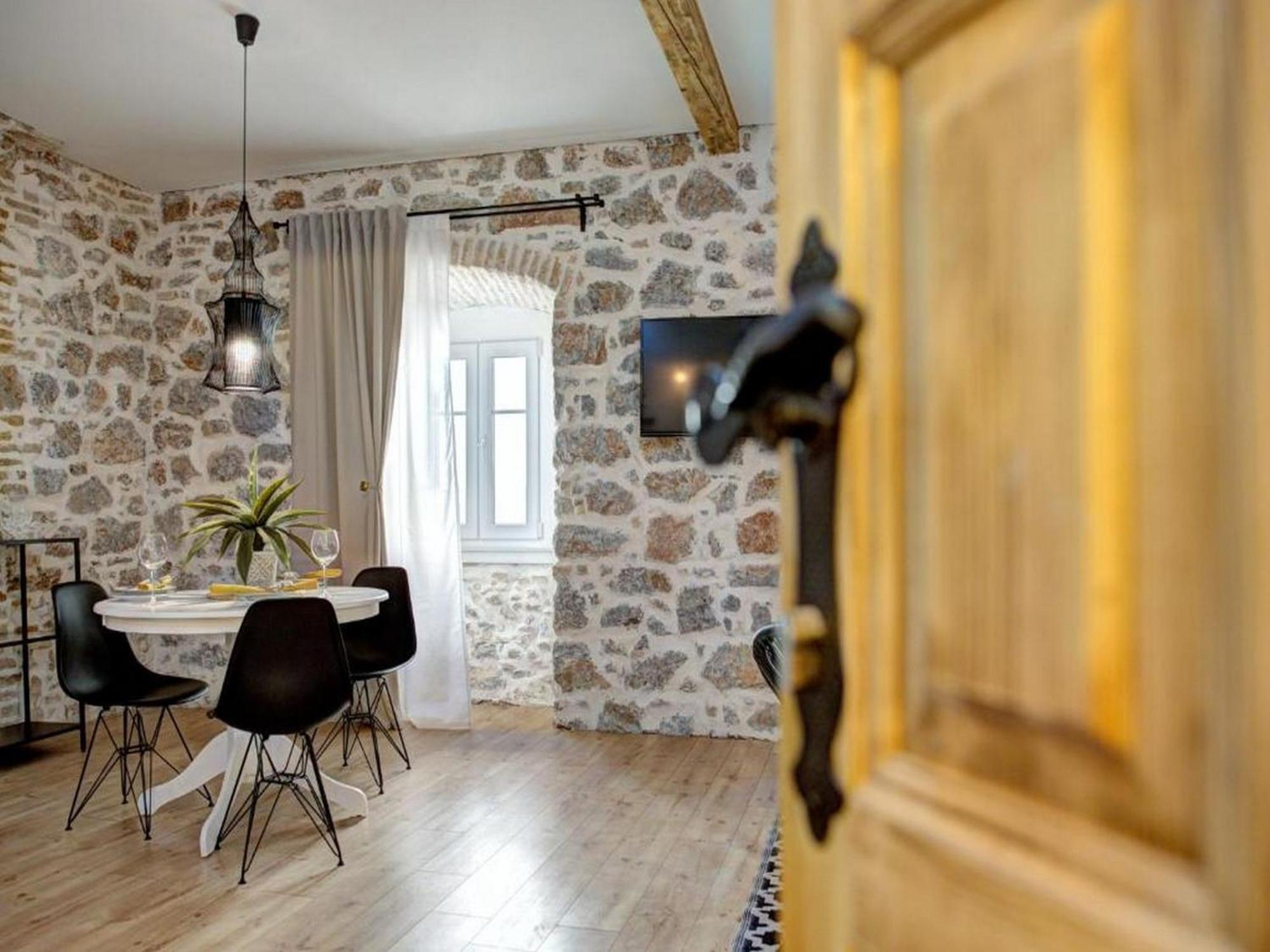 History House Moja Ti 1830 In Old Town Senj Hotel Сен Стая снимка